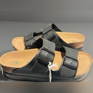 BIRKENSTOCK 
BLACK ARIZONA PAP FLEX PLATFORM
SIZE 38